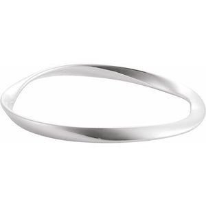 14K Gold Wavy Bangle Bracelet