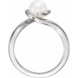14K White Gold Cultured White Freshwater Pearl Ring