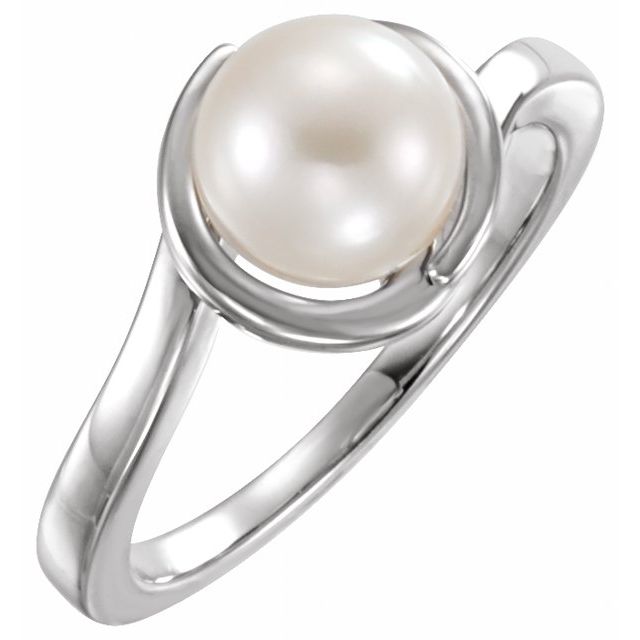 14K White Gold Cultured White Freshwater Pearl Ring - Elegant Design