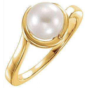 14K White Gold Cultured White Freshwater Pearl Ring