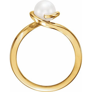 14K White Gold Cultured White Freshwater Pearl Ring
