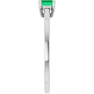 14K Yellow Gold Lab-Grown Emerald Ring - Eco-Friendly Elegance