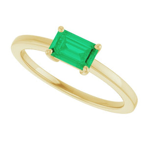 14K Yellow Gold Lab-Grown Emerald Ring - Eco-Friendly Elegance