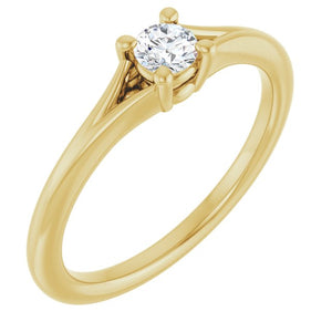 14K Gold Natural Mozambique Garnet Youth Ring