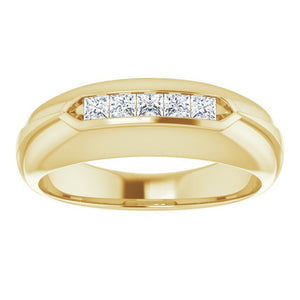 Exquisite 14K White Gold Natural Diamond Ring with 1/6 Carat Weight