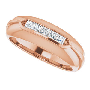 Exquisite 14K White Gold Natural Diamond Ring with 1/6 Carat Weight