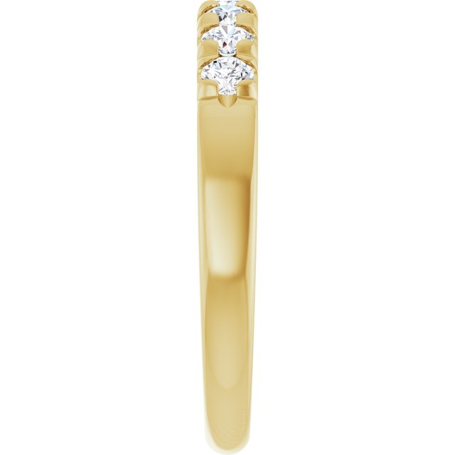 14K White 1/10 CTW Natural Diamond Anniversary Band