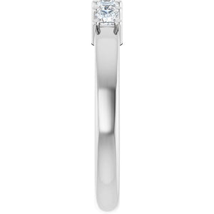 14K White Gold Natural Diamond Anniversary Band – 5/8 CTW