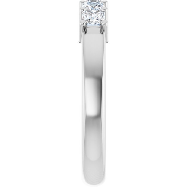 14K White Gold Diamond Anniversary Band – 5/8 Carat Elegance