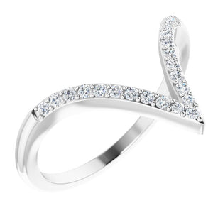 1/6 CTW Natural Diamond V Ring in 14K Gold
