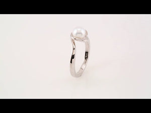 14K White Gold Cultured White Freshwater Pearl Ring